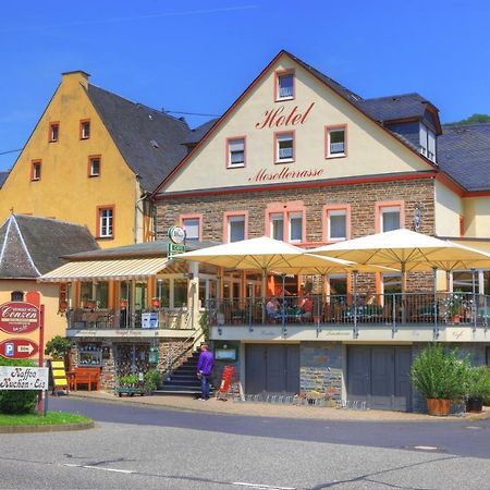 B&B Hotel & Café Moselterrasse Ediger-Eller Kültér fotó