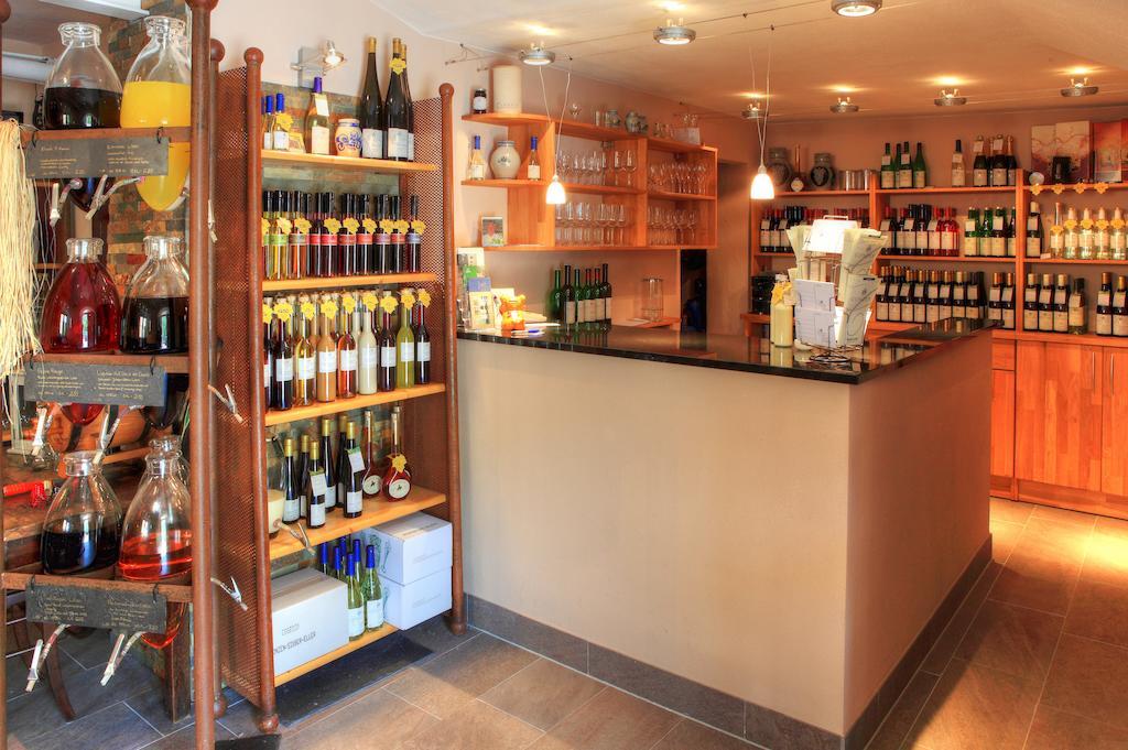B&B Hotel & Café Moselterrasse Ediger-Eller Kültér fotó